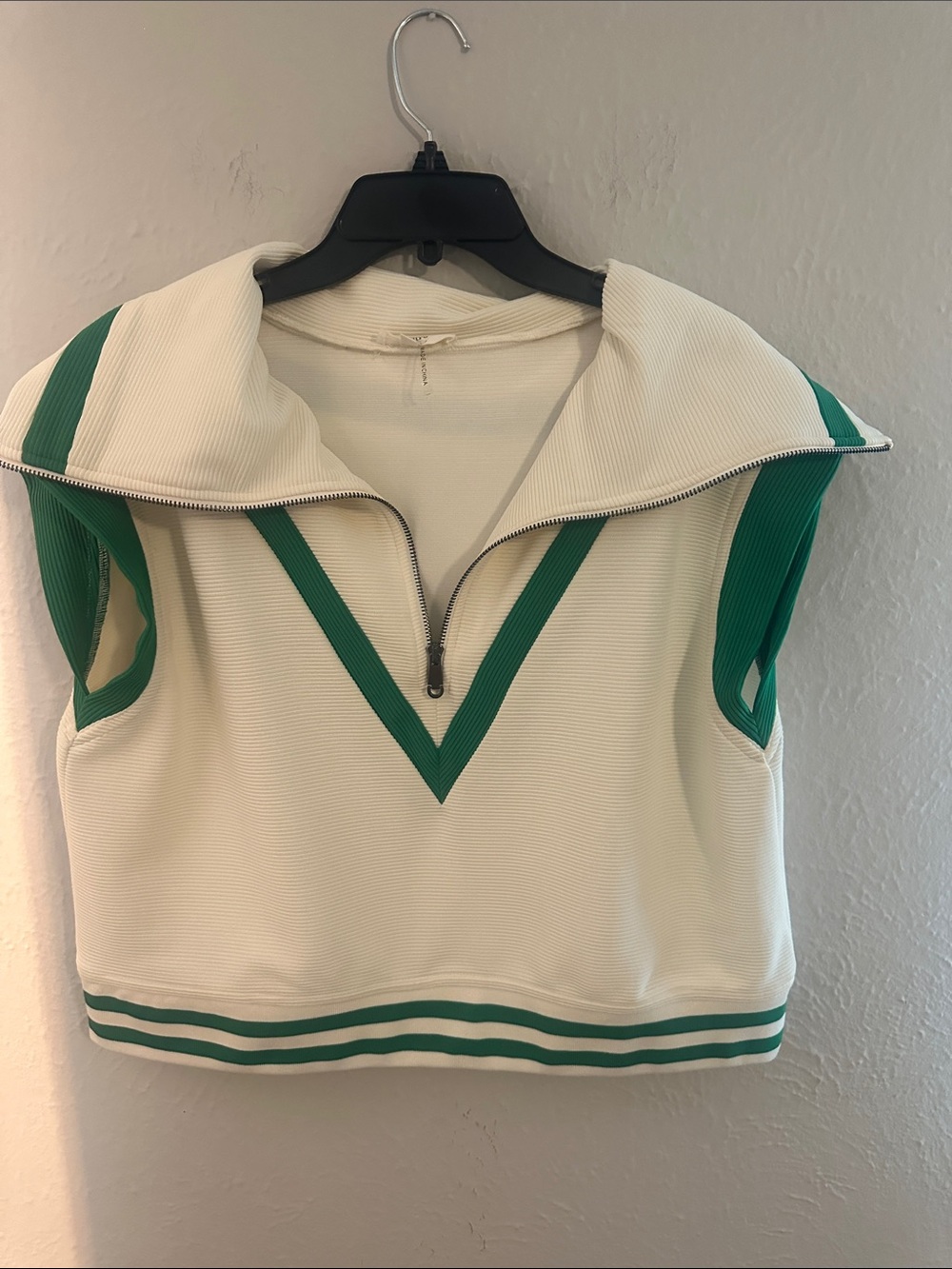 entro Cream Tank with Green V-Trim and Zip Collar